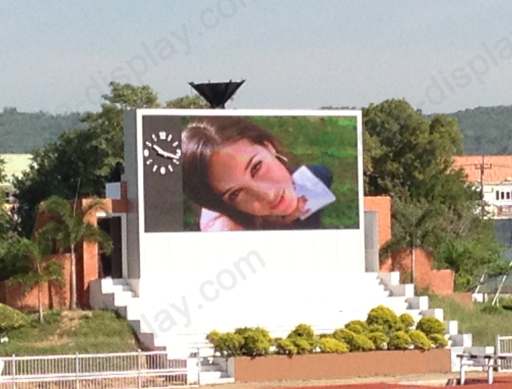 The outdoor full-color display screen produced by Leda Company.