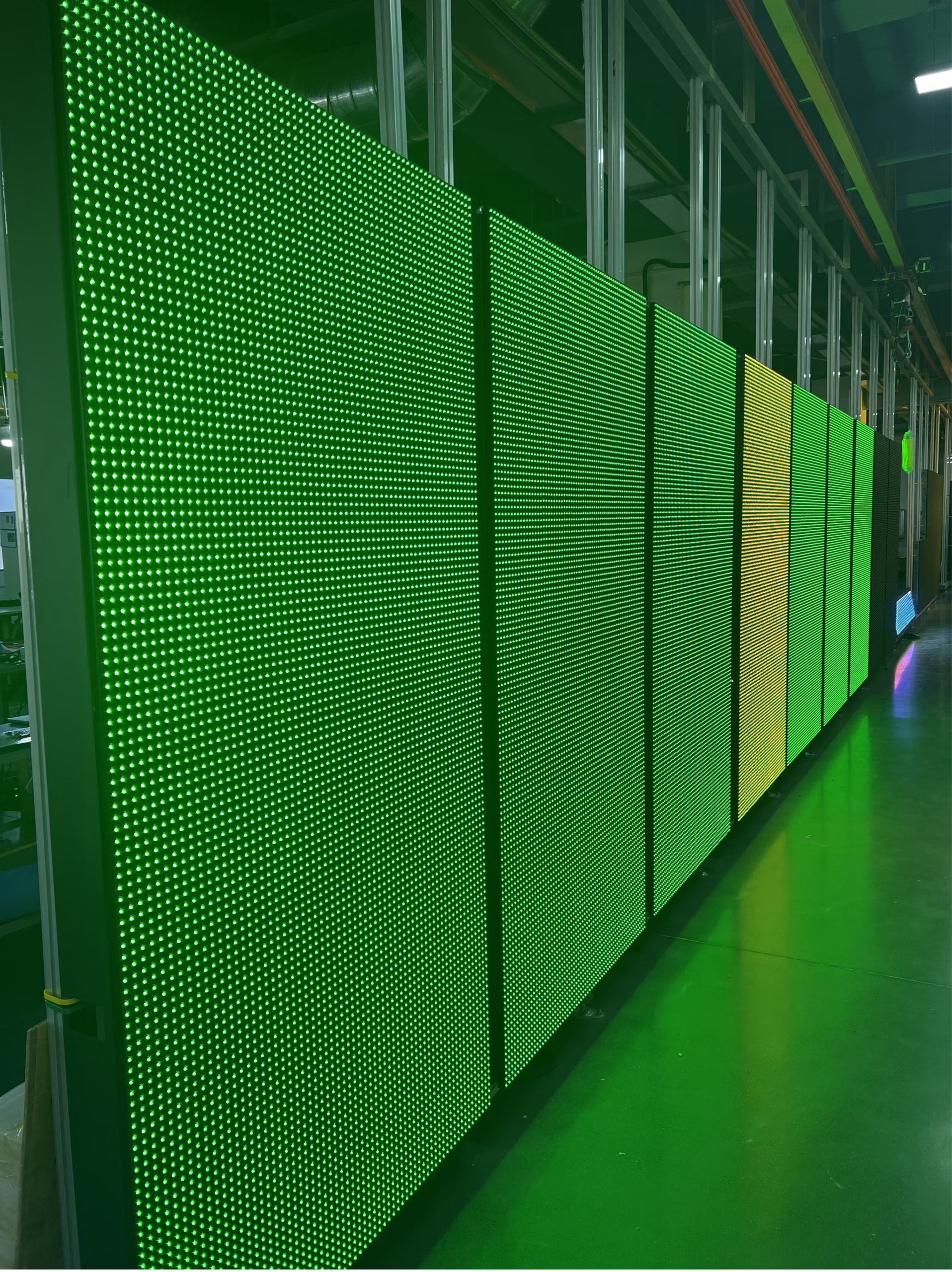 LEDA Highway LED Display Screen